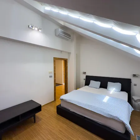 Appartamento Loft-style& Modern In The Center Of *