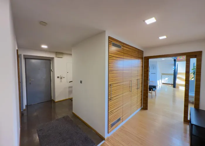 Loft-style& Modern In The Center Of Appartamento Praga