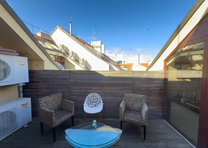 Loft-style& Modern In The Center Of Praga