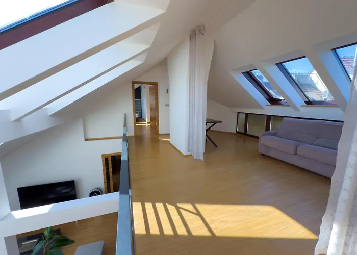 Loft-style& Modern In The Center Of Praga
