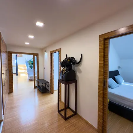 Loft-style& Modern In The Center Of Apartman Prága